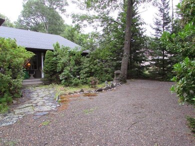 107 Rodeo Dr, Hawley, PA 18428 - photo 4