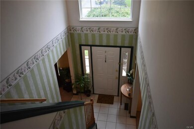 ENTRANCE FOYER
