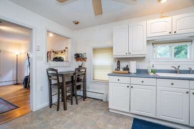 28 West St, Easthampton, MA 01027 - photo 7