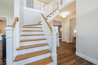 40 Copper Beech Run, Fairport, NY 14450 - photo 4