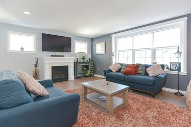 7 Craftsman Ct unit 7, South Grafton, MA 01560 - photo 2