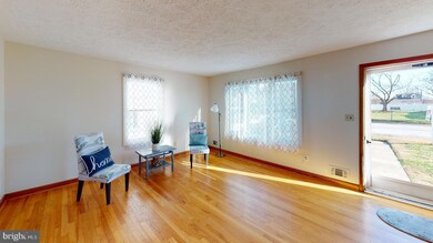 250 Wanda Rd, Pasadena, MD 21122 - photo 6