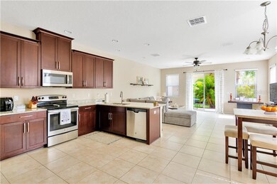 208 Cabernet Way, Oldsmar, FL 34677 - photo 4