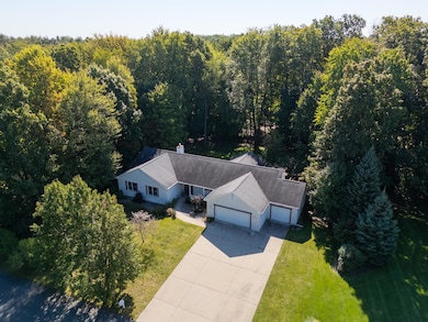 7625 Timberview Ave, Kalamazoo, MI 49009 - photo 4