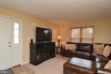 13 N Calais Dr, Reading, PA 19605 - photo 4