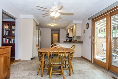 9 Dyer St, North Billerica, MA 01862 - photo 7