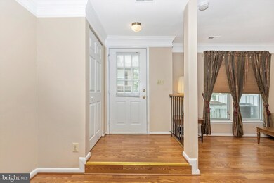 20154 Locustdale Dr, Germantown, MD 20876 - photo 2