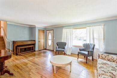 3913 Valdez Dr, Des Moines, IA 50310 - photo 5