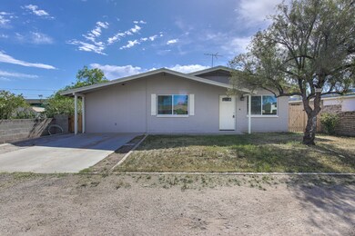 433 N Velero St-2