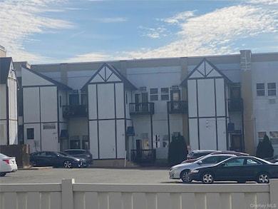 Silk Mill Condos unit 22, Port Jervis, NY 12771 - photo 2