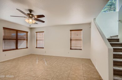 9-119715915-09 Living Room