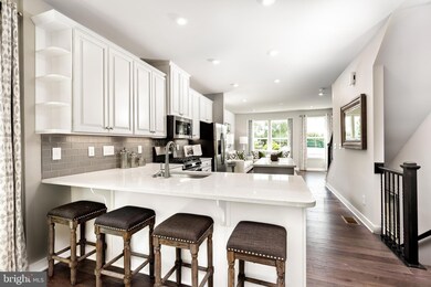 8202 Goldstone Ct unit 800 B, Cloverly, MD 20904 - photo 5