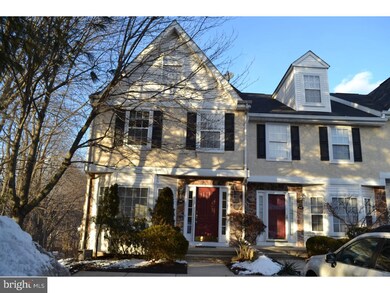 901 Coventry Pointe Ln, Pottstown, PA 19465 - photo 2