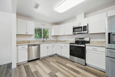 4345 Willamette