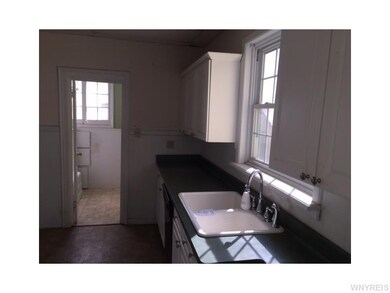 46 Felton St, North Tonawanda, NY 14120 - photo 2