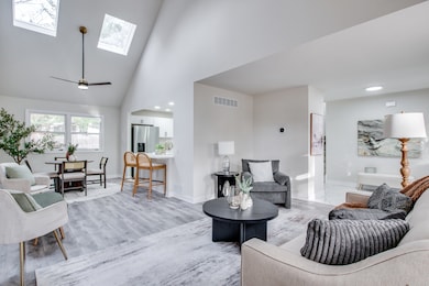 2909 Vimy Ridge Dr, Joliet, IL 60435 - photo 4