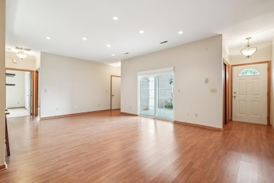 N25W24117 River Park Dr unit 2, Pewaukee, WI 53072 - photo 7