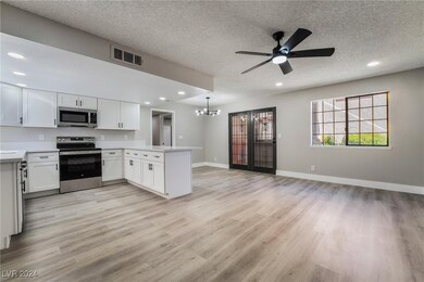 Vinyl Plank Flooring - NO CARPET