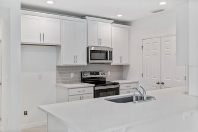 1337 Sawgrass Hammock Ln, Davenport, FL 33837 - photo 3