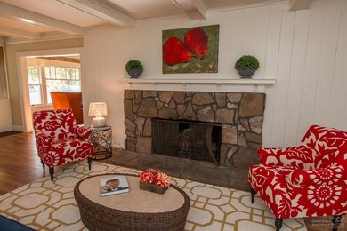 527 NW Congress St, Bend, OR 97701 - photo 7