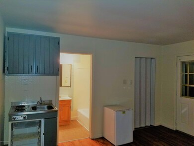 3910 Pennsylvania 447 unit 4, Cresco, PA 18326 - photo 2