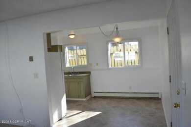 UNIT 1 - DINING AREA