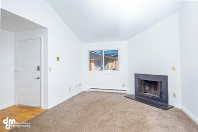 Living Room_KI_22-SMALL