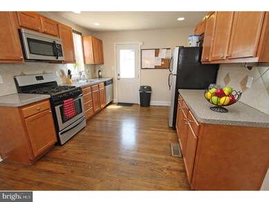 120 Riverview Dr, New Castle, DE 19720 - photo 2