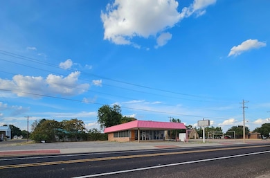 1020 Easly St, Paducah, TX 79248 - photo 2