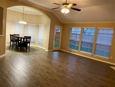 8307 Summertree Dr, Houston, TX 77040 - photo 2