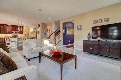 5075 Lakota Woods Dr, Liberty Township, OH 45044 - photo 6