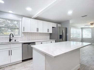 Kitchen S