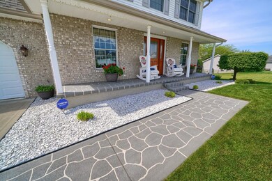 1051 Ridge Dr, Circleville, OH 43113 - photo 2