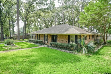 1212 Hampton Ln, Tyler, TX 75701 - photo 4