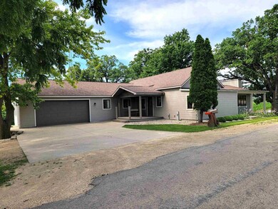 W9695 Coon Creek Rd, Browntown, WI 53522 - photo 2