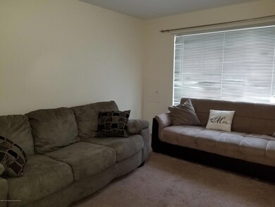 74 Ashley Ln, Staten Island, NY 10309 - photo 4