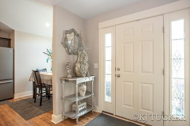 3939 Merrimack Way SE_27