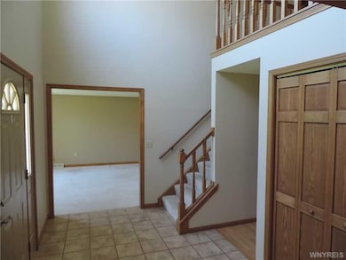 Foyer.