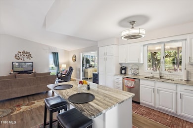 876 Edgemont North St NE, Abingdon, VA 24210 - photo 7