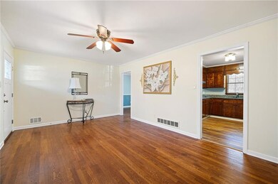 3141 Holbrook Dr SW, Marietta, GA 30060 - photo 7