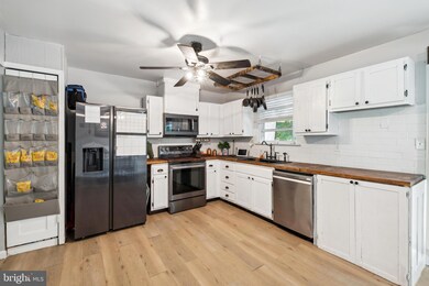 719H Myrth Ave, Baltimore, MD 21221 - photo 7