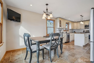 326 Dekalb Ave, Woodbridge, NJ 07095 - photo 6