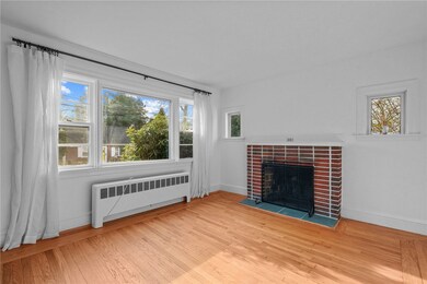 69 Parkway Ave, Cranston, RI 02905 - photo 7
