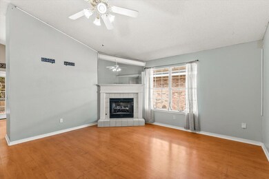 08-1760 Ivalea Cir-0008