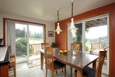5537 Bayview Rd, Langley, WA 98260 - photo 3