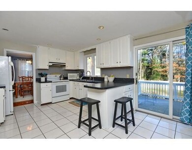 21 Short St, Franklin, MA 02038 - photo 7