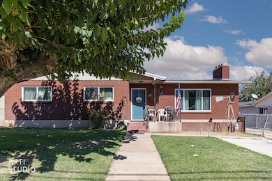 358 W 200 S, Saint George, UT 84770 - photo 2