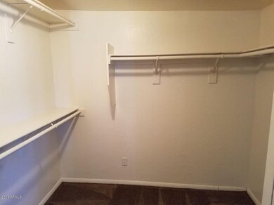 Master Walk-In