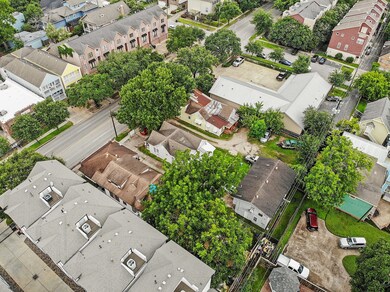 928 Yale St, Houston, TX 77008 - photo 7