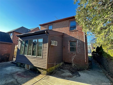 192 Brixton Rd S, Garden City, NY 11530 - photo 7